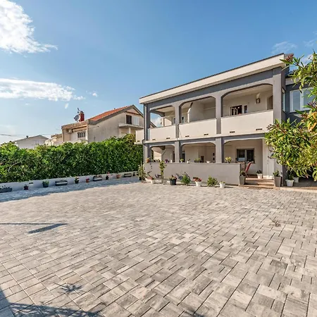 דירה 2 Bedroom Cozy Apartment In Povljana פובליאנה